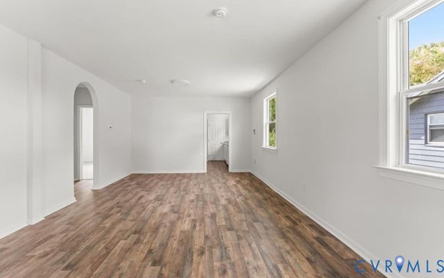 222 Elm St, Petersburg, VA 23803