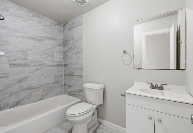 303 Gans Street A, Houston, TX 77029