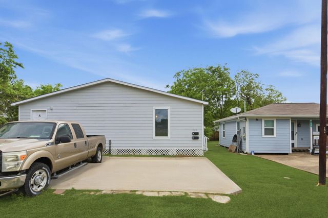 303 Gans Street A, Houston, TX 77029