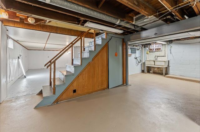 113 East Street, Clarksville, PA 15322