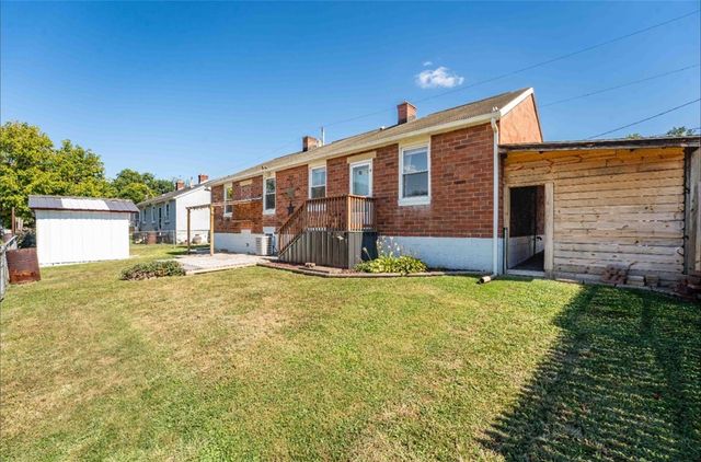 113 East Street, Clarksville, PA 15322