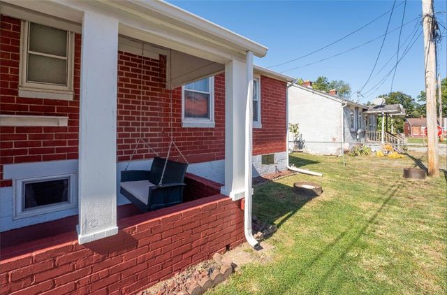 113 East Street, Clarksville, PA 15322