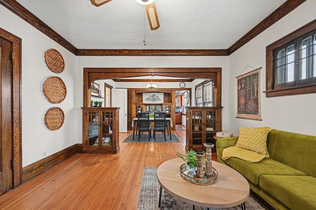 2017 Princeton Avenue, Saint Paul, MN 55105