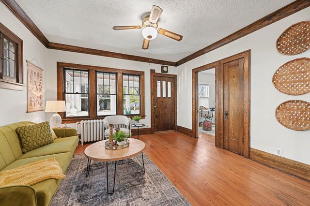 2017 Princeton Avenue, Saint Paul, MN 55105