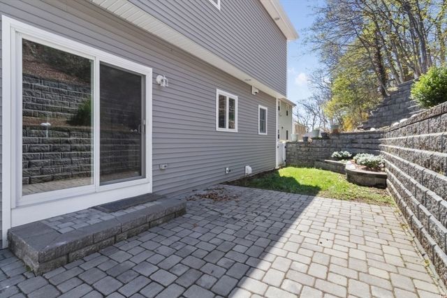 20 College Farm Rd, Waltham, MA 02451