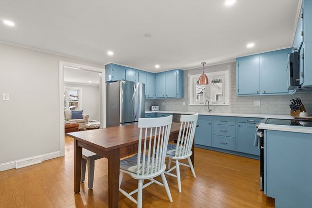 9 Darrow Street, Quincy, MA 02169