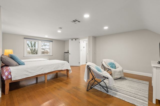 9 Darrow Street, Quincy, MA 02169