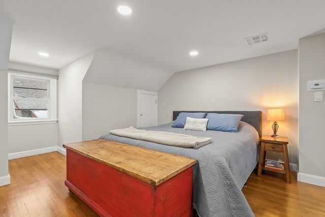 9 Darrow Street, Quincy, MA 02169