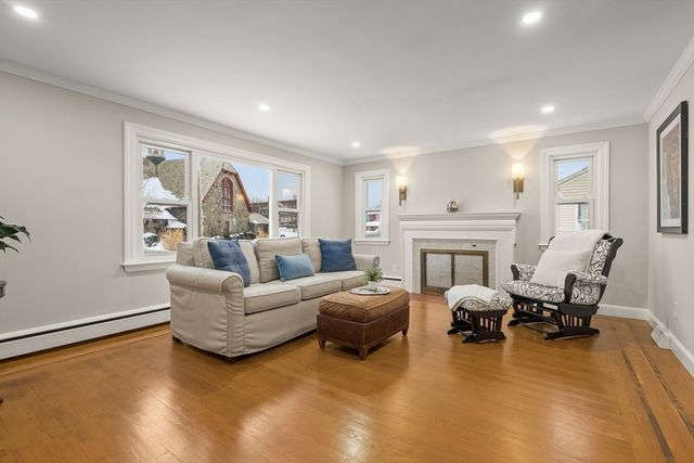 9 Darrow Street, Quincy, MA 02169