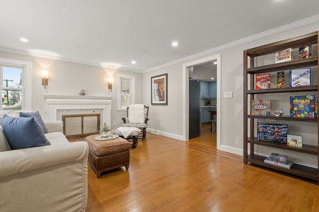 9 Darrow Street, Quincy, MA 02169