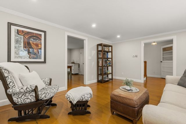 9 Darrow Street, Quincy, MA 02169