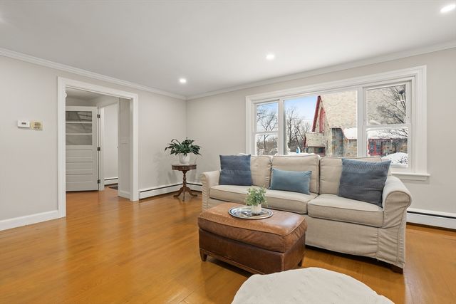 9 Darrow Street, Quincy, MA 02169