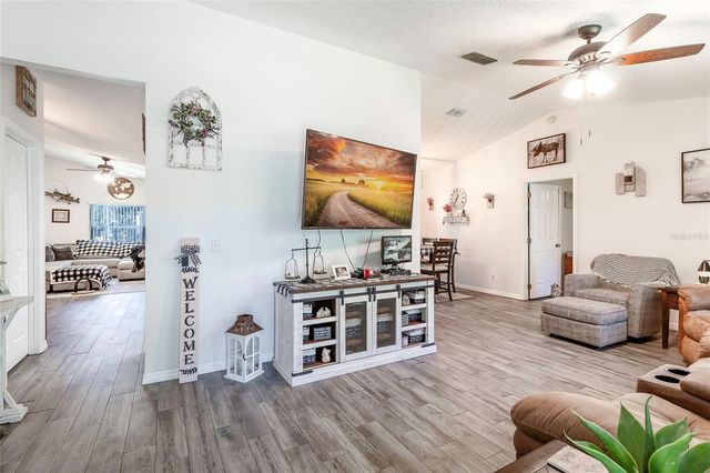 17 SACKETT ROAD, Debary, FL 32713