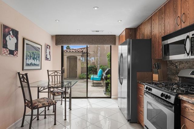 38689 Nasturtium Way, Palm Desert, CA 92211