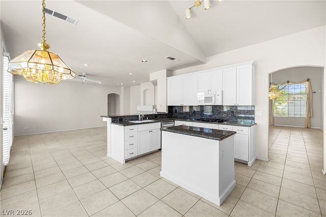 2116 Stone Croft Street, Las Vegas, NV 89134