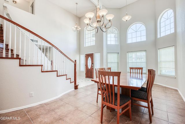 10816 LOMA DE VIDA Lane, El Paso, TX 79934