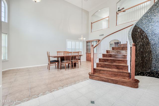 10816 LOMA DE VIDA Lane, El Paso, TX 79934