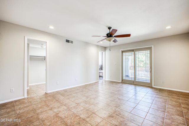 10816 LOMA DE VIDA Lane, El Paso, TX 79934