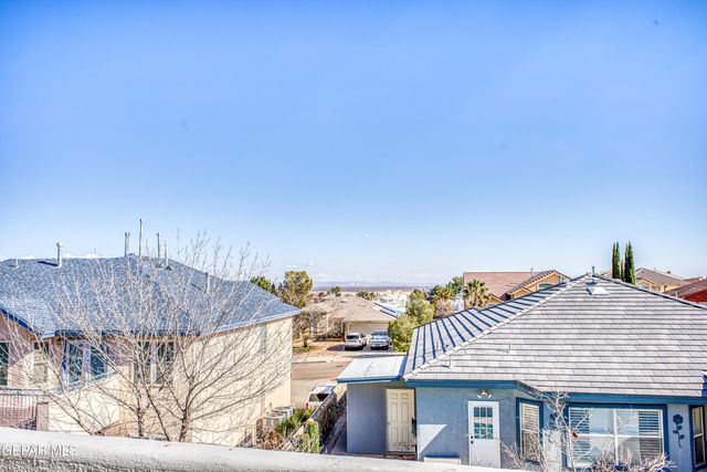 10816 LOMA DE VIDA Lane, El Paso, TX 79934