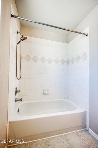 10816 LOMA DE VIDA Lane, El Paso, TX 79934