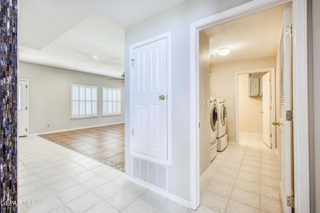 10816 LOMA DE VIDA Lane, El Paso, TX 79934