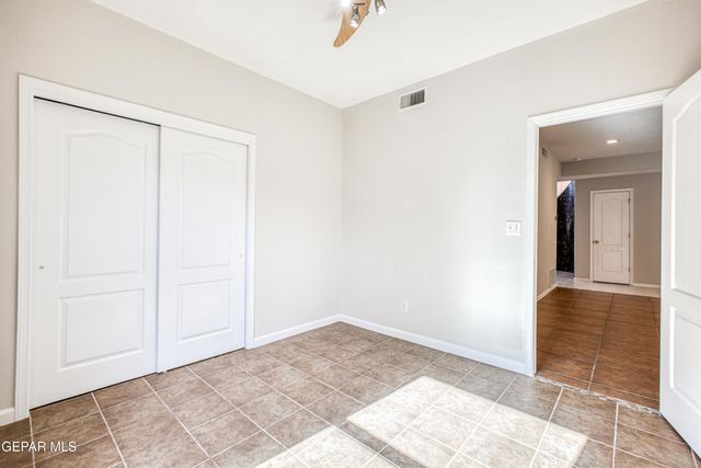 10816 LOMA DE VIDA Lane, El Paso, TX 79934