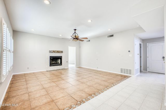 10816 LOMA DE VIDA Lane, El Paso, TX 79934