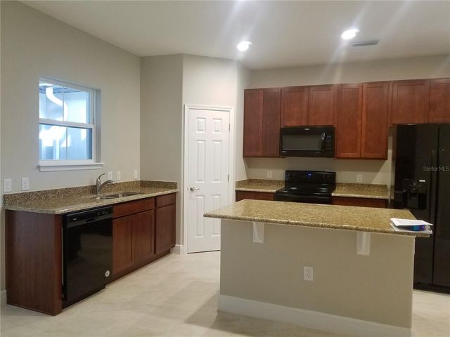 8504 MAGNIFICENT LANE, Groveland, FL 34736