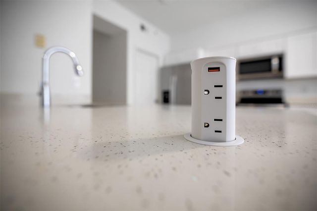 10855 WINDSOR WALK DRIVE 306, Orlando, FL 32837