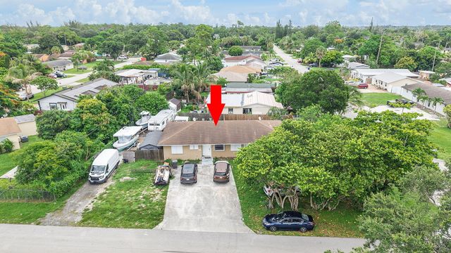 5735 Kumquat Road, West Palm Beach, FL 33413
