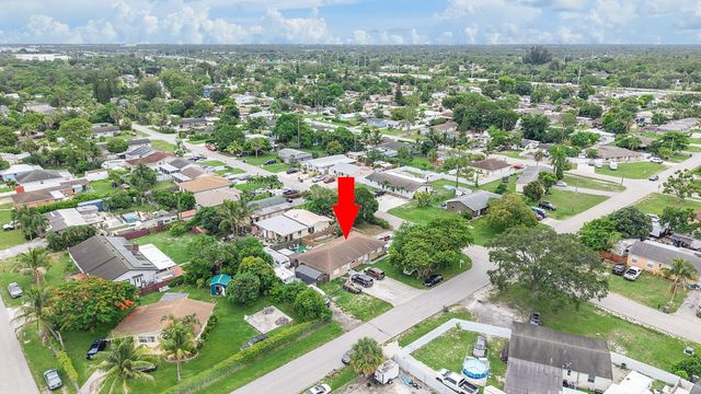 5735 Kumquat Road, West Palm Beach, FL 33413