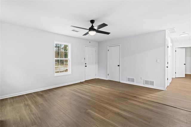 194 Timber Creek SW Lane, Marietta, GA 30060