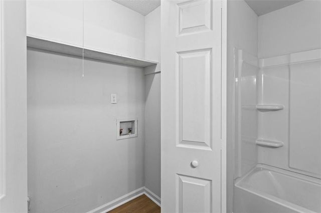 194 Timber Creek SW Lane, Marietta, GA 30060