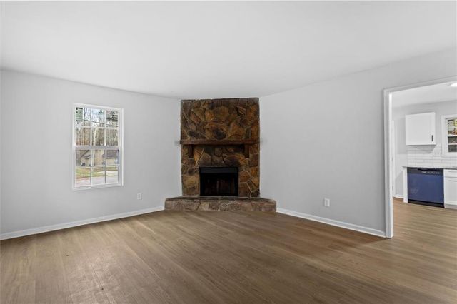 194 Timber Creek SW Lane, Marietta, GA 30060