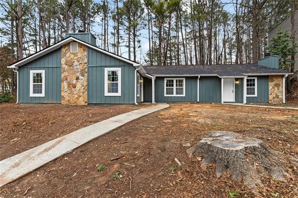 194 Timber Creek SW Lane, Marietta, GA 30060