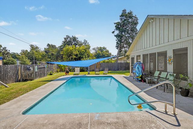 5737 E 58th Street, Tulsa, OK 74135