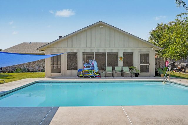 5737 E 58th Street, Tulsa, OK 74135