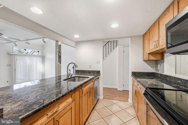 23 APPLEY CT, Cherry Hill, NJ 08002