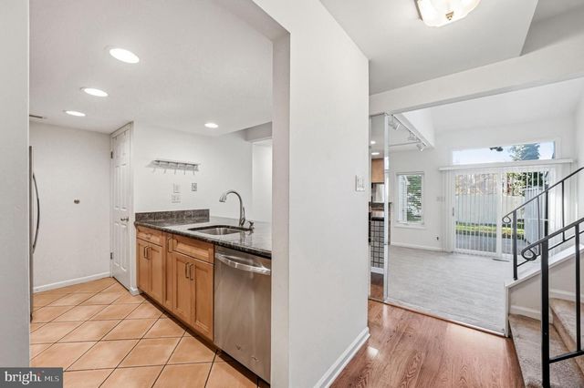 23 APPLEY CT, Cherry Hill, NJ 08002