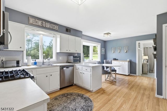 185 Thatchers Hill Rd, Raritan Twp., NJ 08822
