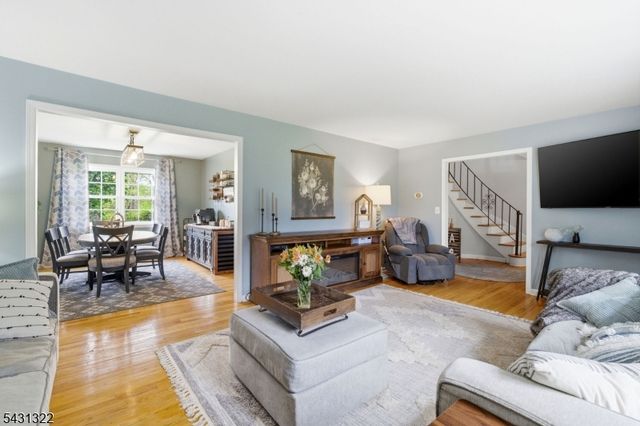 185 Thatchers Hill Rd, Raritan Twp., NJ 08822