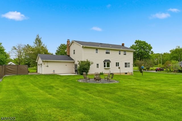 185 Thatchers Hill Rd, Raritan Twp., NJ 08822