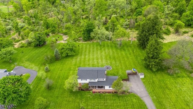 185 Thatchers Hill Rd, Raritan Twp., NJ 08822