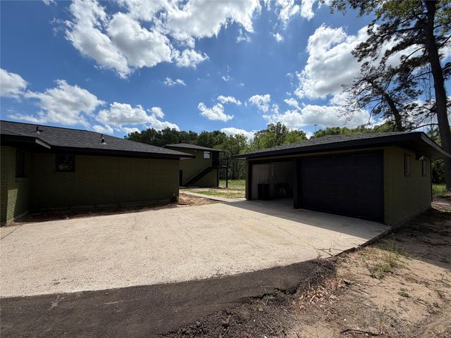 28316 E Hardy Road, Spring, TX 77373