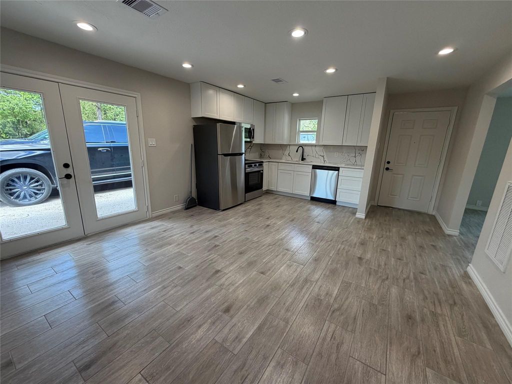 28316 E Hardy Road, Spring, TX 77373