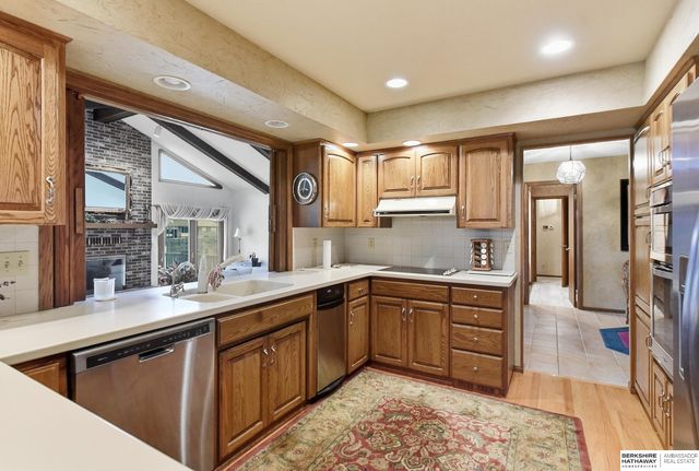 2232 Park Place Drive, Fremont, NE 68025
