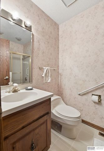 2232 Park Place Drive, Fremont, NE 68025