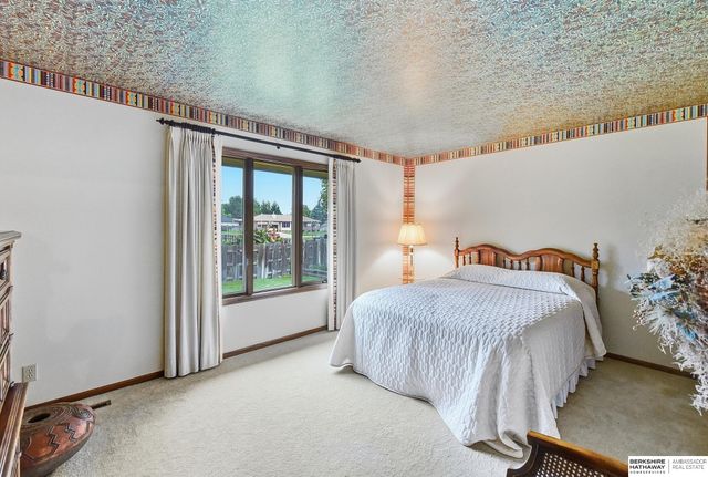 2232 Park Place Drive, Fremont, NE 68025