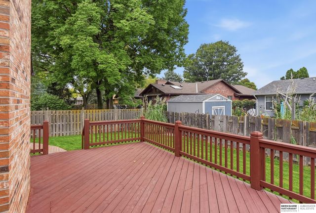 2232 Park Place Drive, Fremont, NE 68025