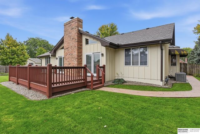 2232 Park Place Drive, Fremont, NE 68025